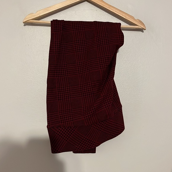 Torrid Studio Ponte Slim Fix Pixie Pant - Red Plaid Houndstooth - Picture 3 of 3